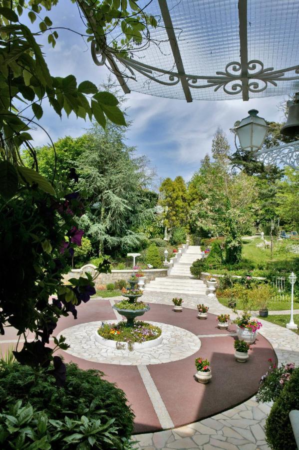 Hotel Parc Victoria Saint-Jean-de-Luz Bagian luar foto