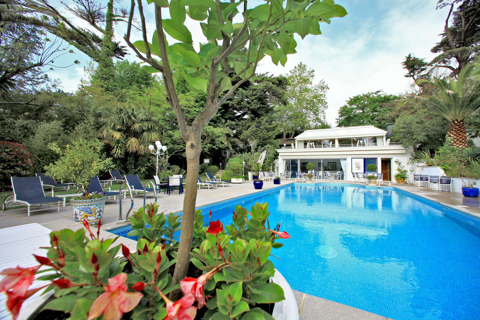Hotel Parc Victoria Saint-Jean-de-Luz Bagian luar foto