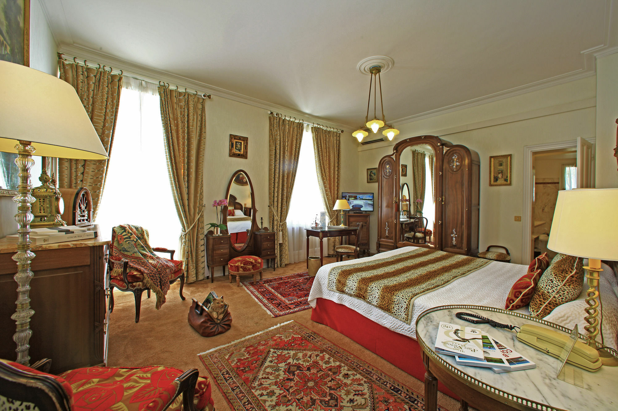 Hotel Parc Victoria Saint-Jean-de-Luz Bagian luar foto