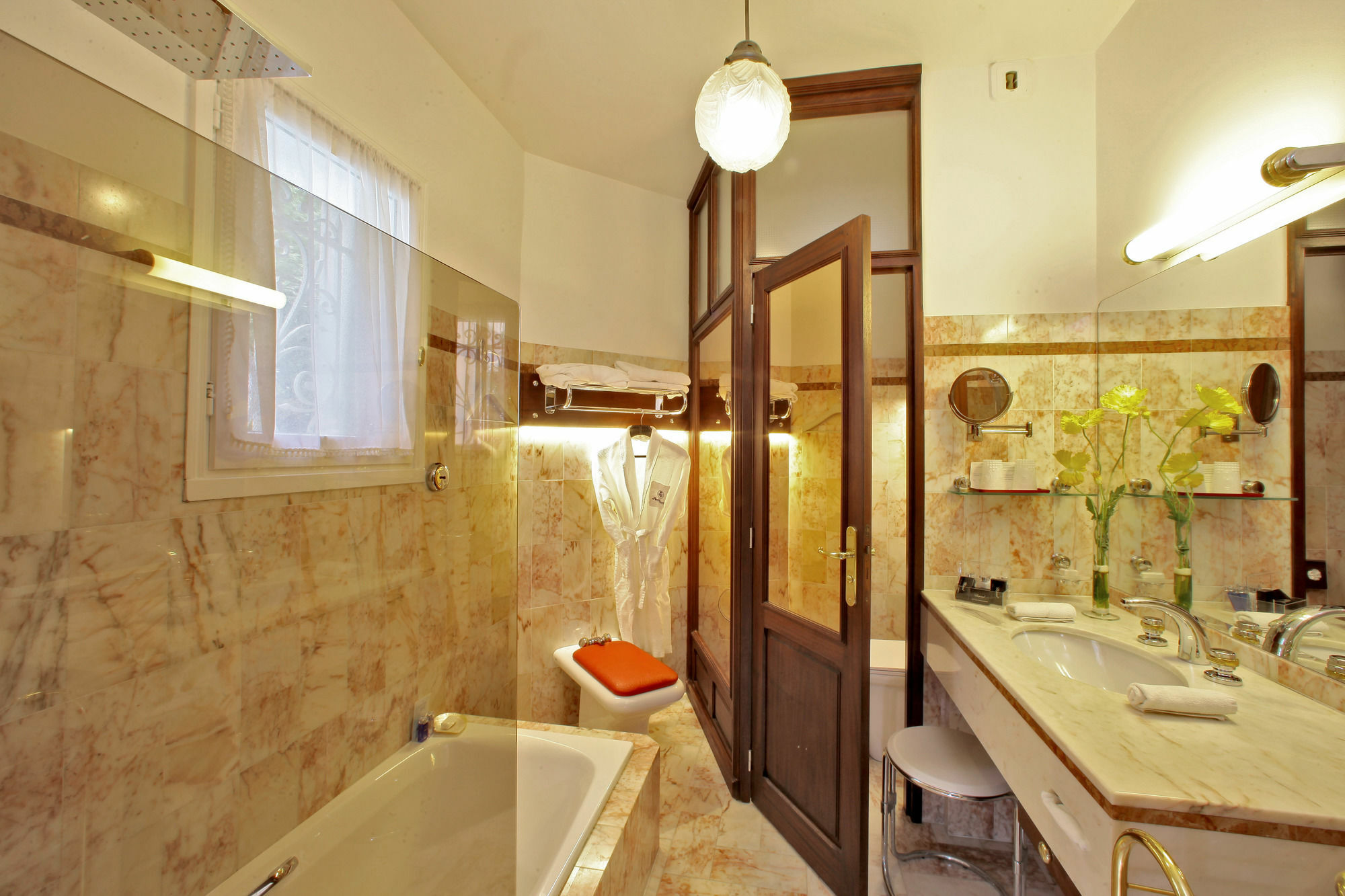 Hotel Parc Victoria Saint-Jean-de-Luz Bagian luar foto